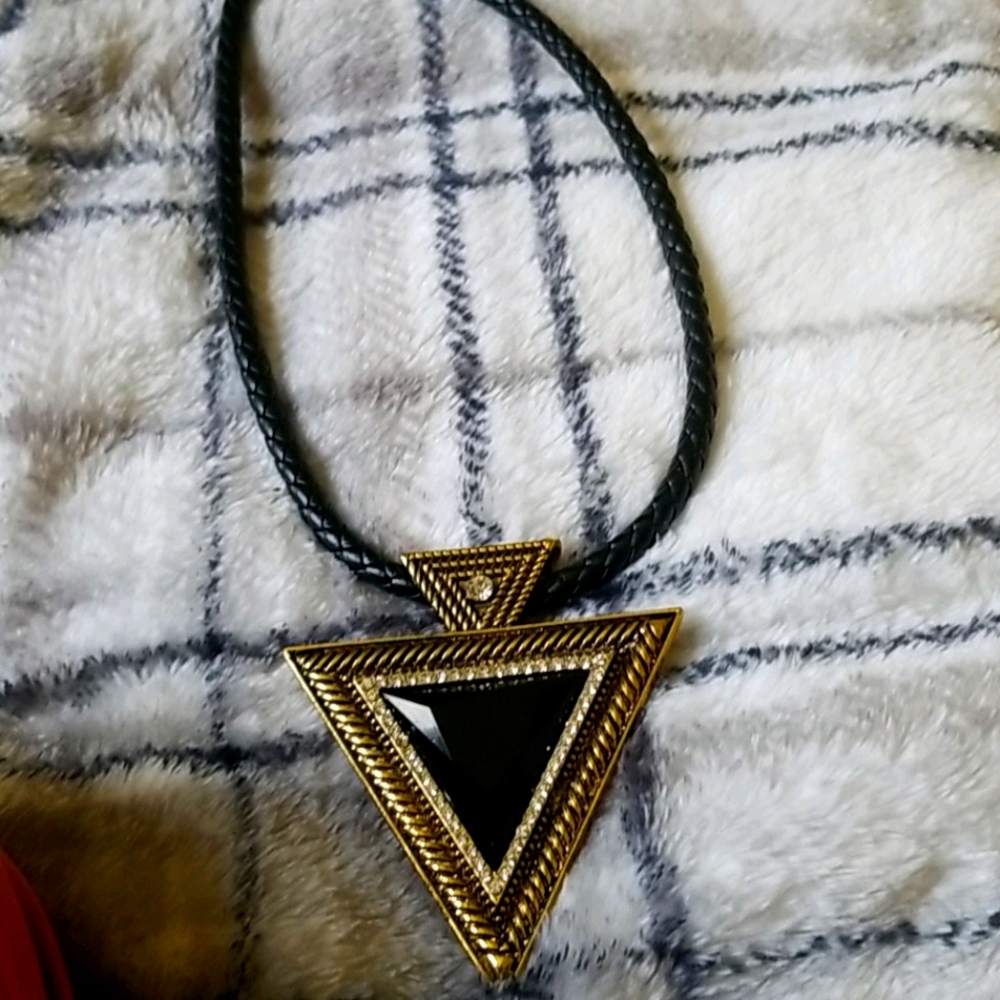 Statement necklace